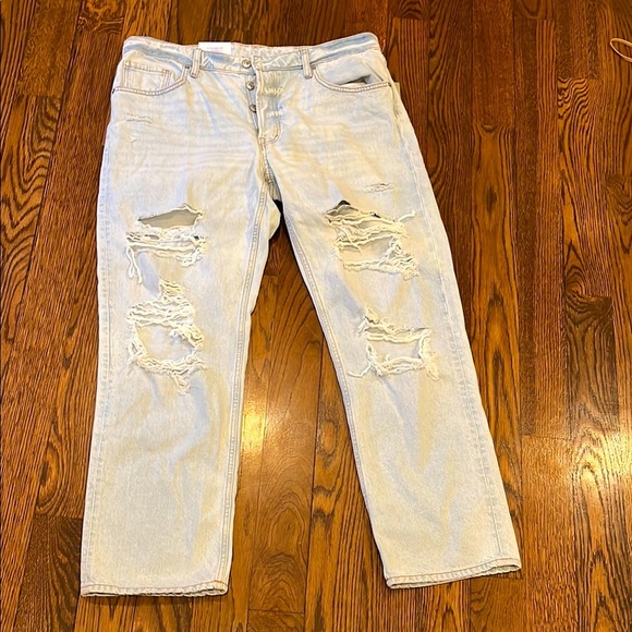 H&M & Denim 14 NWT Light Blue Distressed boyfriend jean - Picture 1 of 2